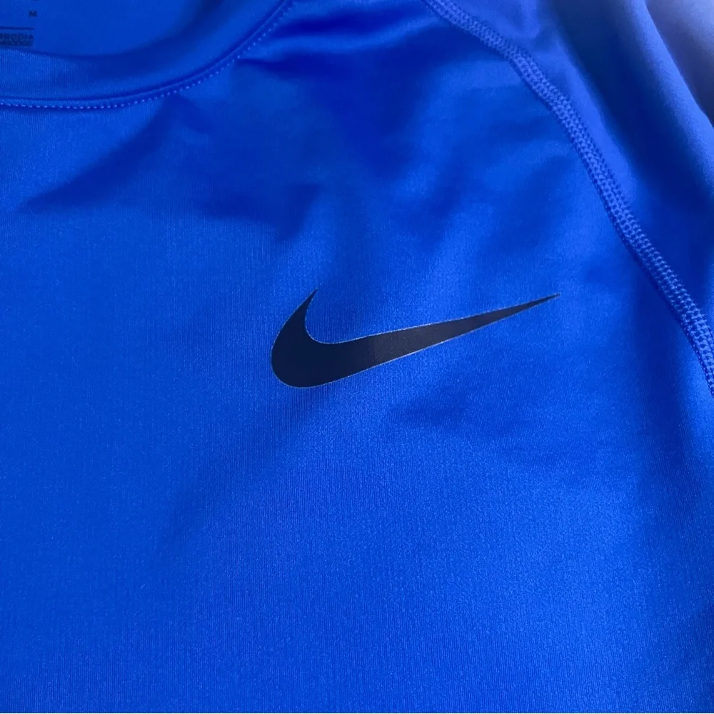 Nike Pro Dri-FIT Long Sleeve Shirt Men’s Medium‎ Blue Slim Fit Athletic Training